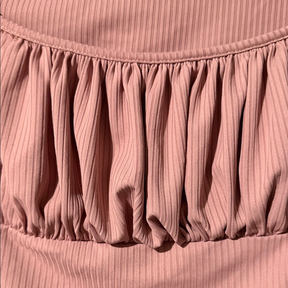 Pink Ribbed Long Sleeve Crop Top - Picture 3 of 4